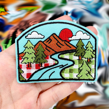 13Pcs Outdoor Patches Themed Mountain & Camping Iron On Patches