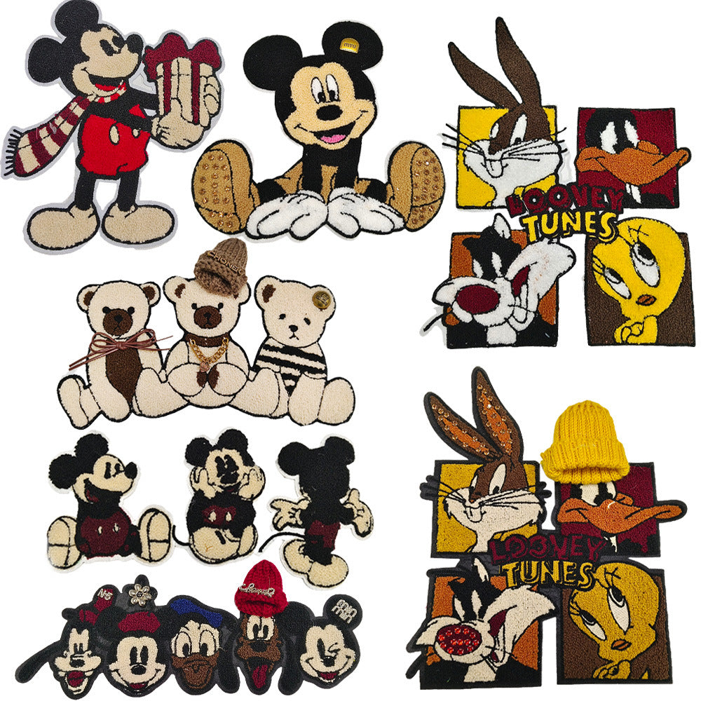 Large towel embroidered cartoon Mickey hand sewn without glue