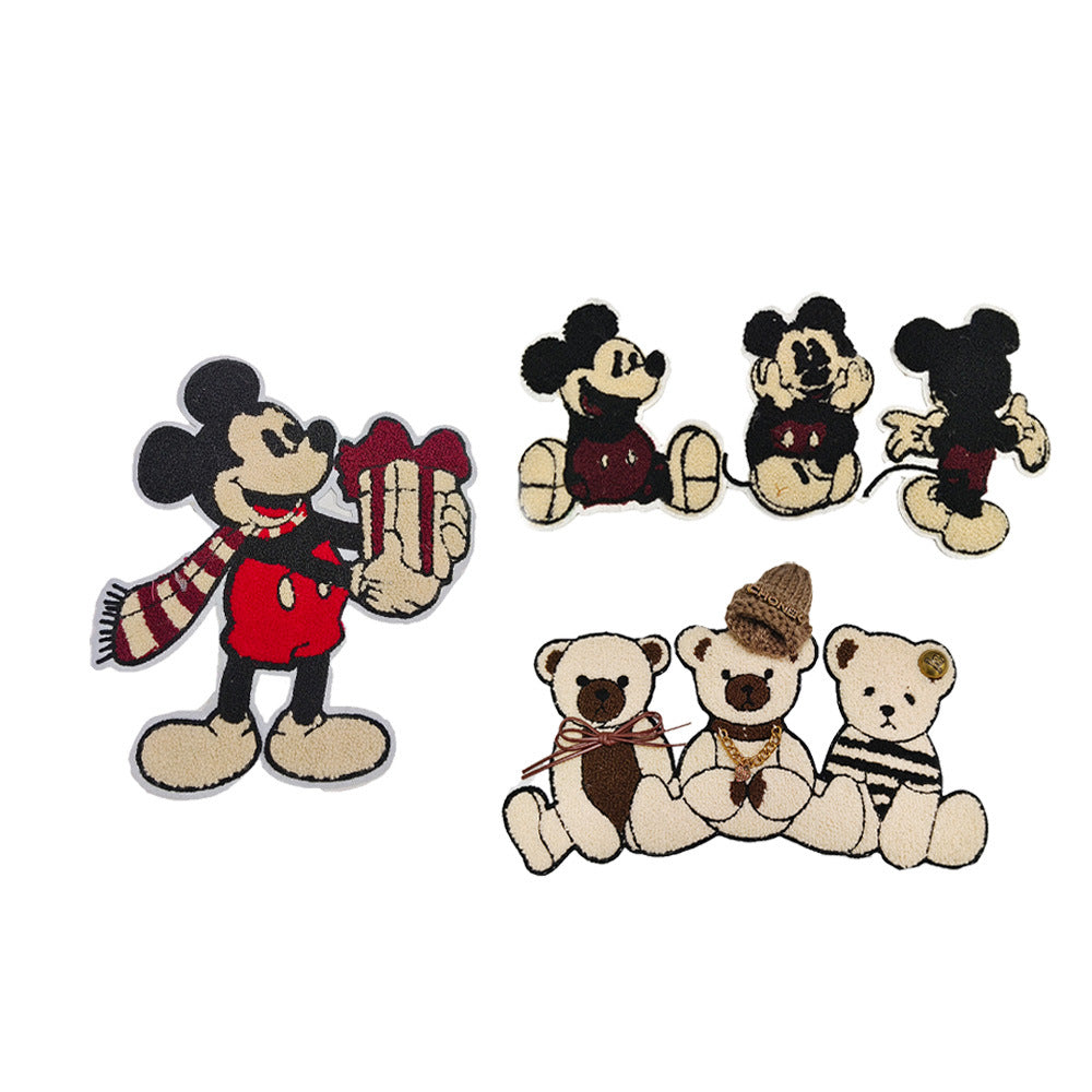 Large towel embroidered cartoon Mickey hand sewn without glue